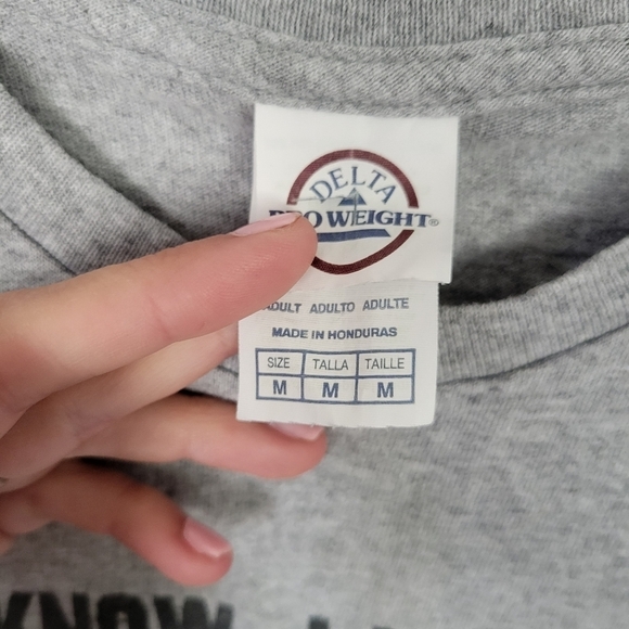 I Know I'm Awesome Grey Short Sleeve T-shirt Unisex Medium Delta Pro Weight - Picture 3 of 5